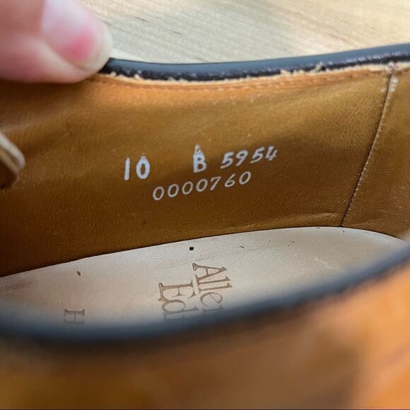 Allen Edmonds Hillcrest Tan Leather Derby Shoes - Picture 12 of 12